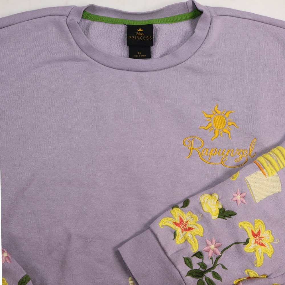 Disney Her Universe Tangled Rapunzel Purple Floral Embroidered Sweatshirt LG